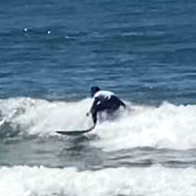 カリフォルニアでサーフィン教室